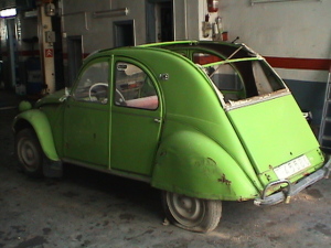 2CV antiguo restauracion